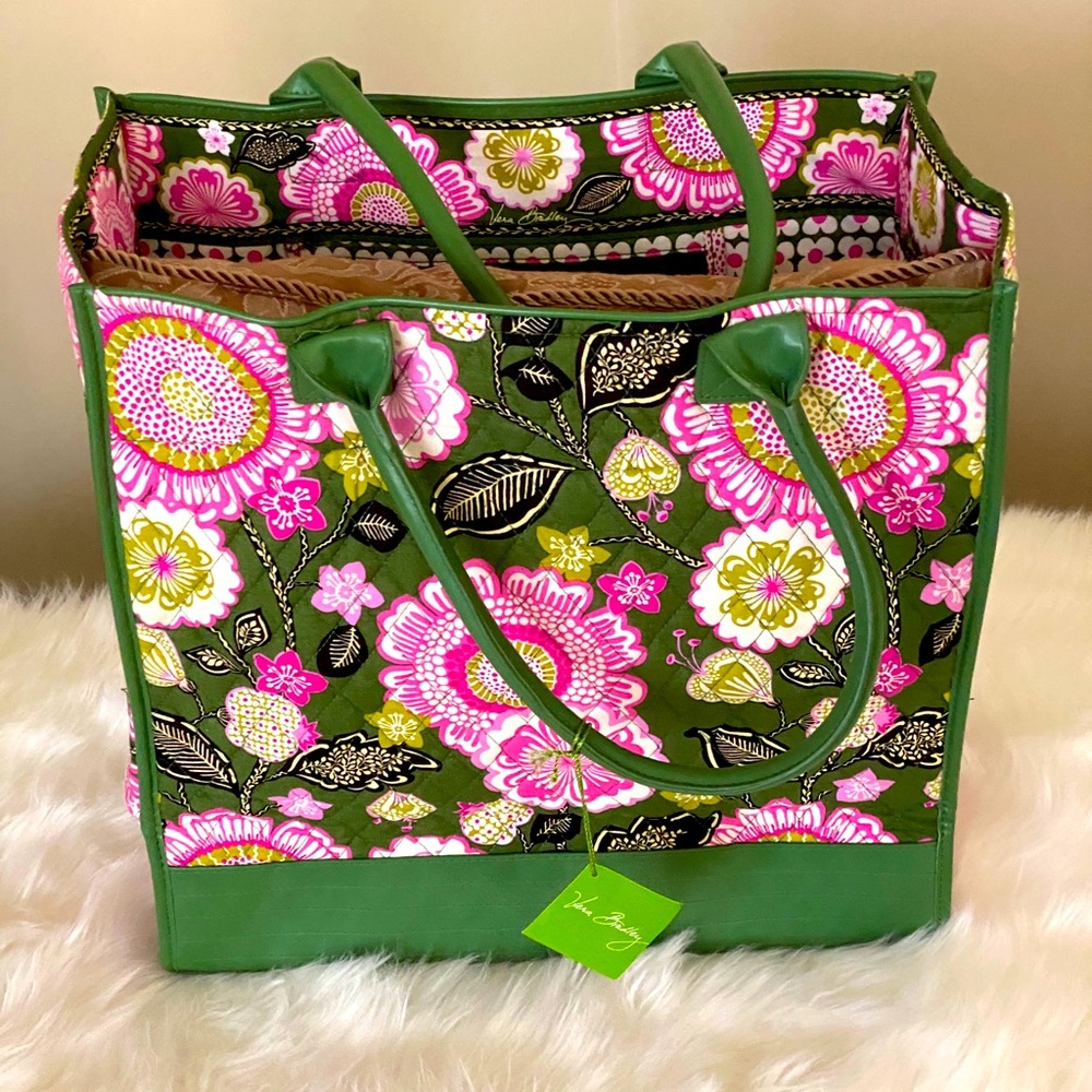 NWT VB Boxy Tote in Olivia Pink & Moss Green